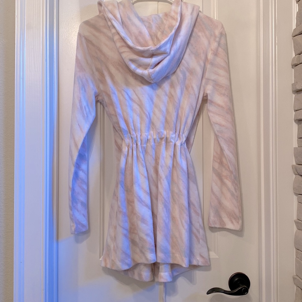 Matching Robe & Pants Pajama Set - Picture 7 of 8
